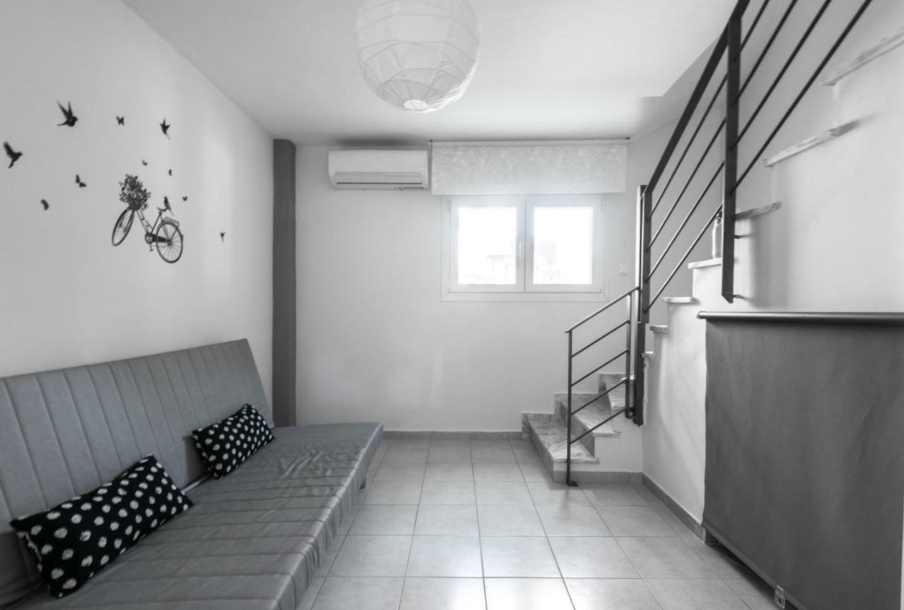 Nikiti Maisonette On The Beach By Luxlikehome Никити Экстерьер фото